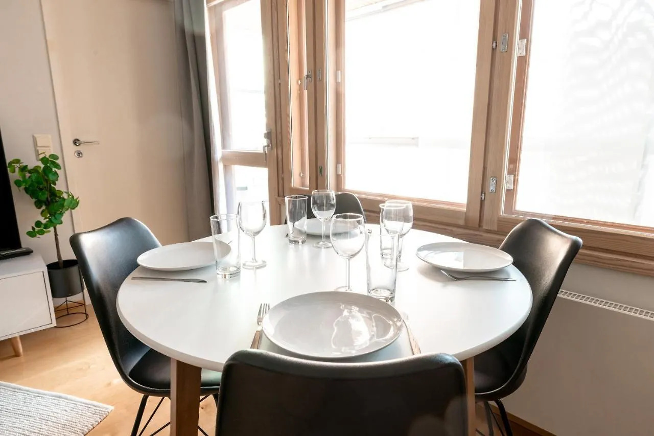 דירה הלסינקי 2Ndhomes Stylish 1Br Home With Balcony And Sauna In Kamppi Center