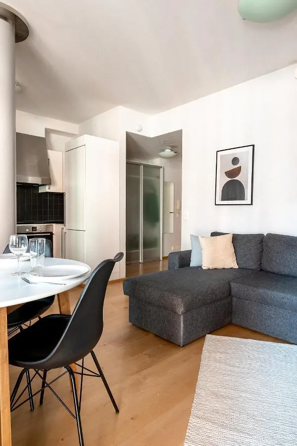 2Ndhomes Stylish 1Br Home With Balcony And Sauna In Kamppi Center Helsinki Apartment