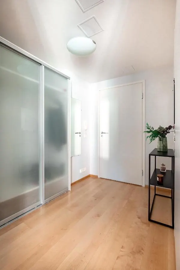2Ndhomes Stylish 1Br Home With Balcony And Sauna In Kamppi Center Helsinki 0*,